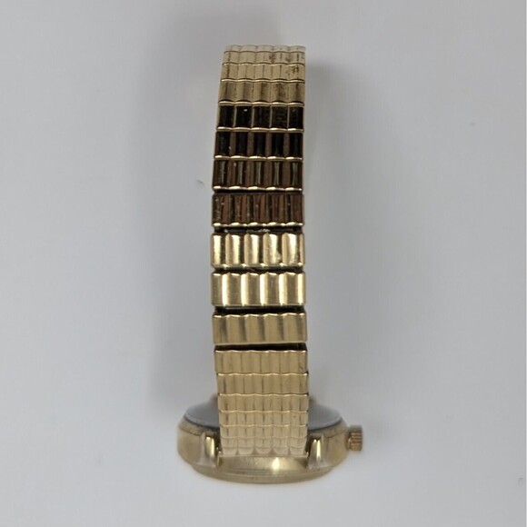 Timex Acqua INDIGLO Night Light Ladies Gold Tone Watch A63912 Stretch Band main image 11
